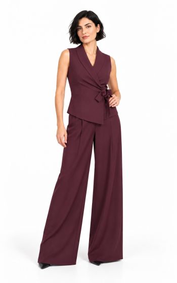 SLEEVELESS VEST/WIDE LEG PANTS